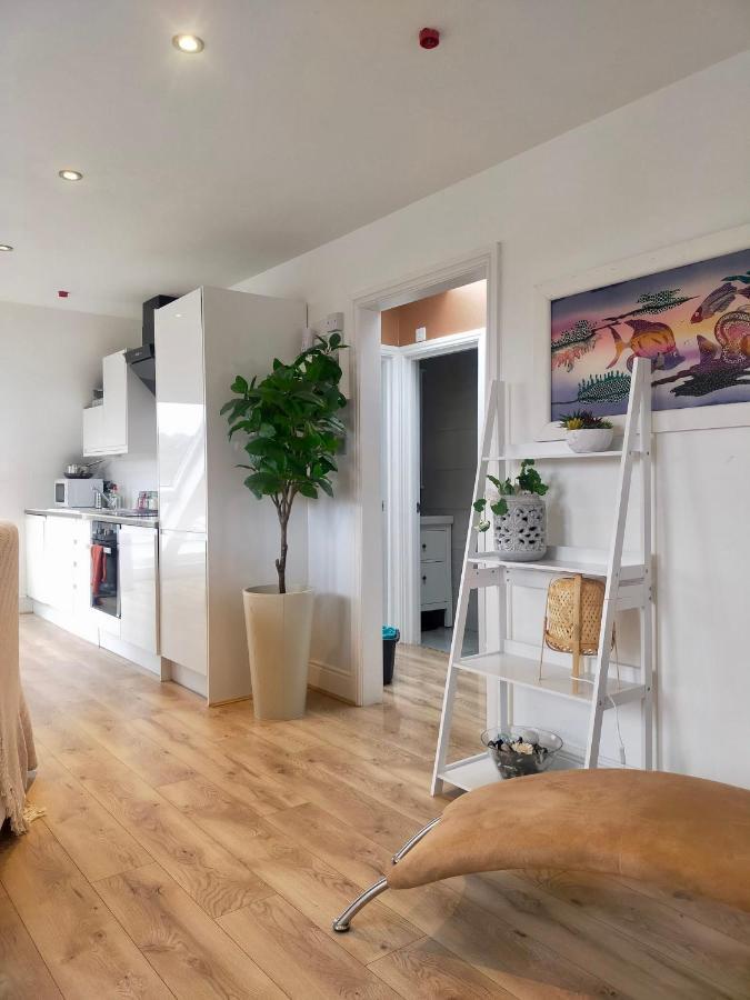 본머스 Stunning Luminous Penthouse/ 2Beds 2Baths 아파트 외부 사진