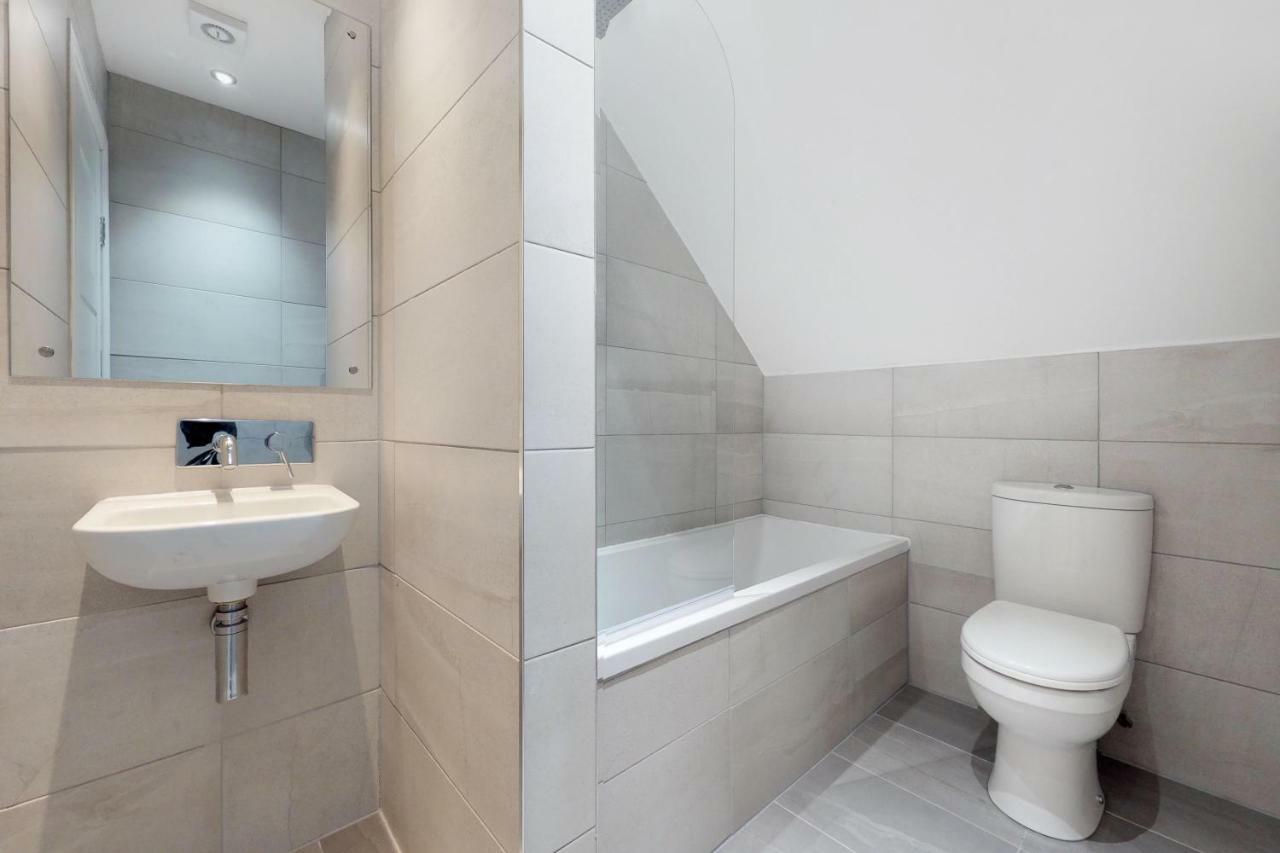 본머스 Stunning Luminous Penthouse/ 2Beds 2Baths 아파트 외부 사진
